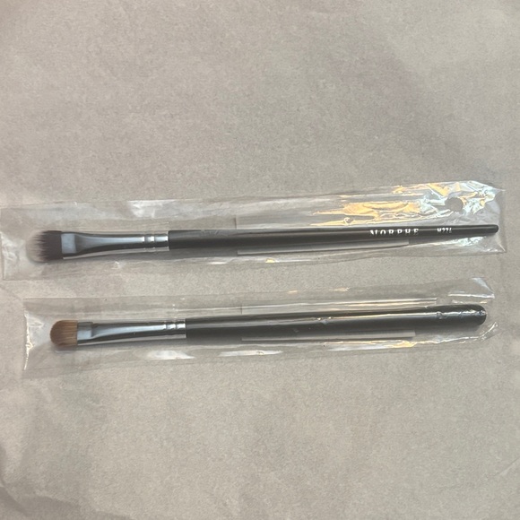 Morphe Black Brushes M224 M167 Oval Camouflage Concealer + Oval Eyeshadow NEW - Picture 1 of 6